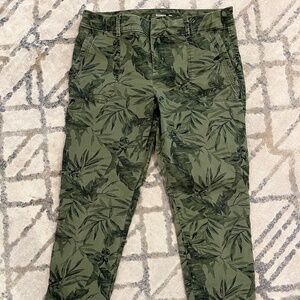 pixie cotton pants with tropical plant pattern
